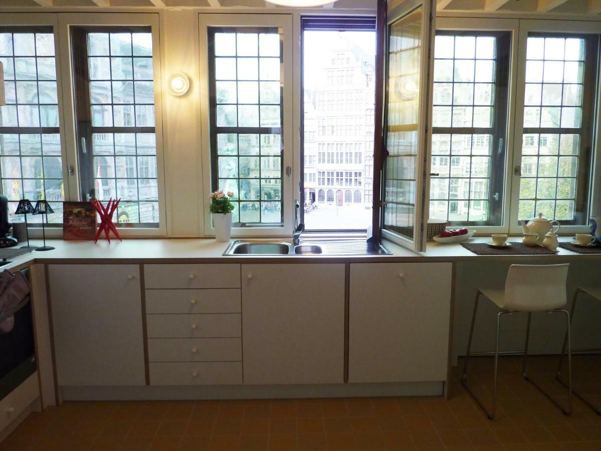 Old Town Triplex * Anvers
